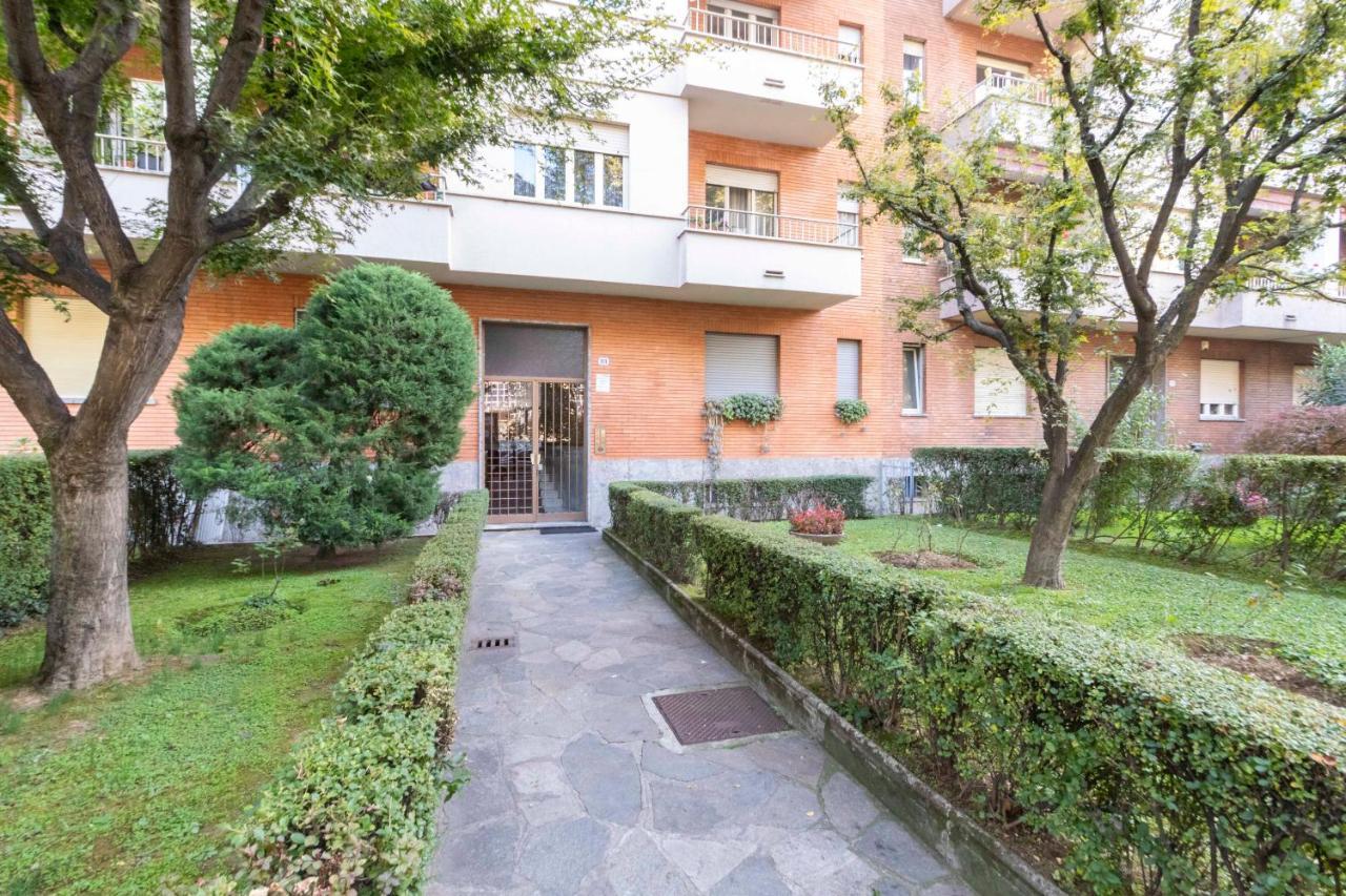 Cityview Balcony Flat Apartment