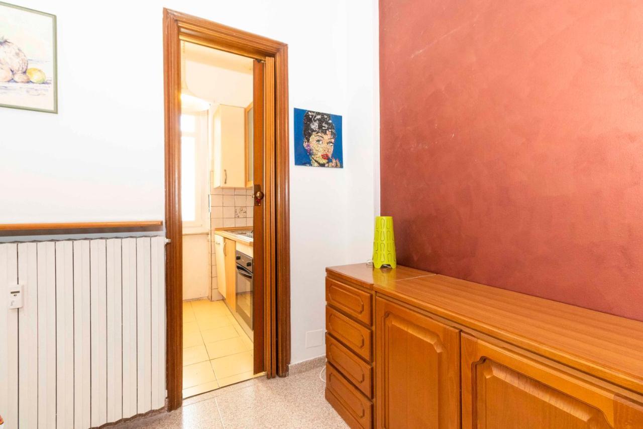 Cityview Balcony Flat Apartment *
